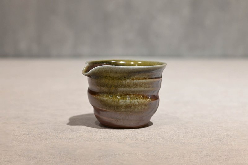 柴燒無把茶海線條款 公道杯 勻杯 【臻麟陶藝】 - 茶壺/茶杯/茶具 - 陶 