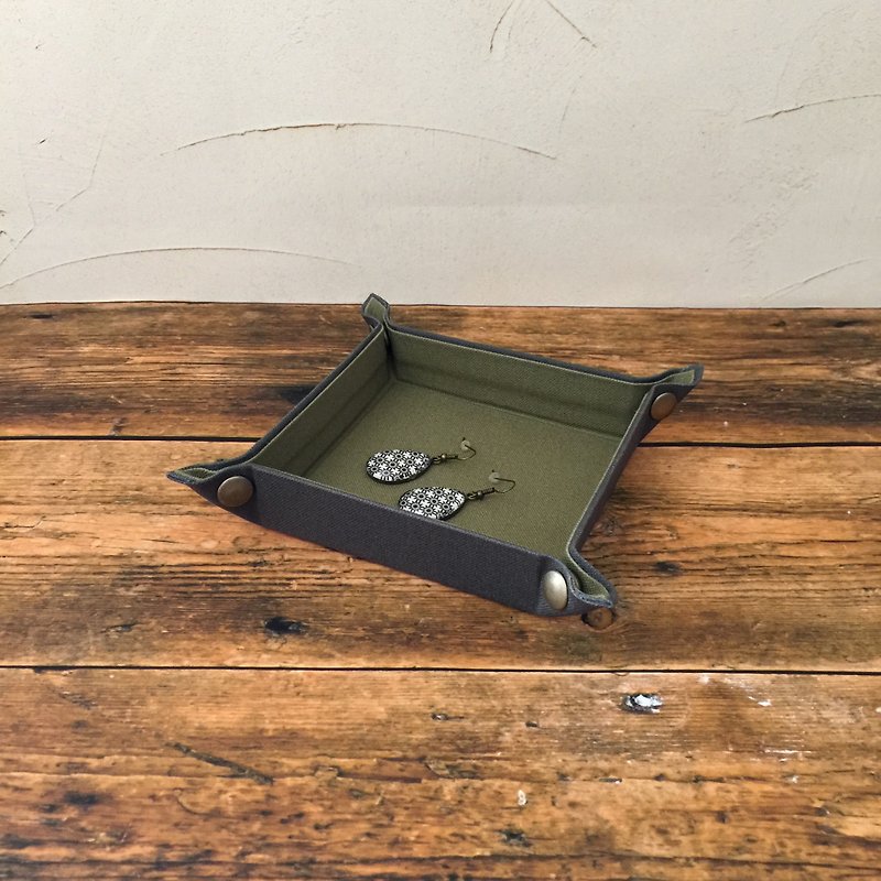 Multi tray mini pale gray made from canvas - กล่องเก็บของ - ผ้าฝ้าย/ผ้าลินิน สีเทา