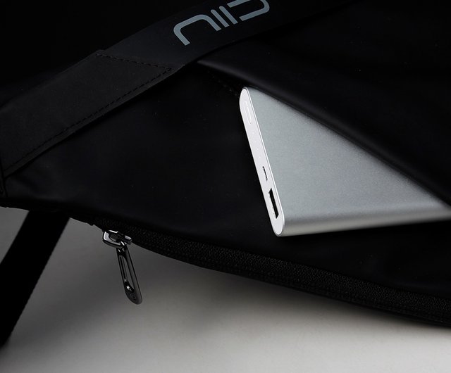NIID FINO IV ショルダーバッグ スリングバッグ FINO IV 極薄スリングバッグ 4.0 - ショップ niid ショルダー