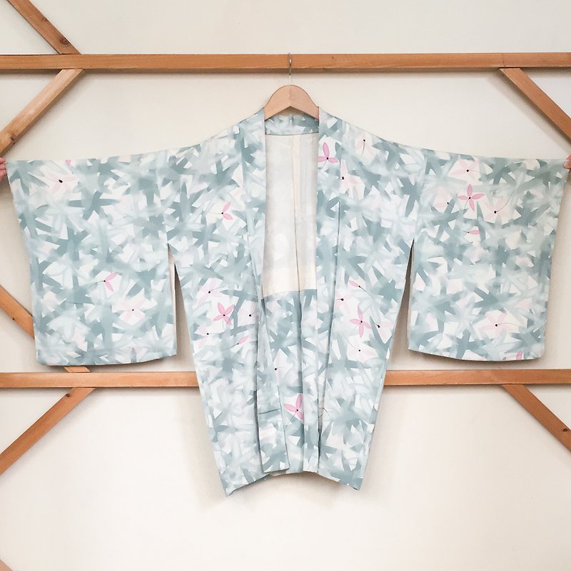 Kimono / White and Green Starry Haori - Women's Casual & Functional Jackets - Silk White