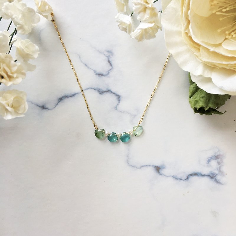 Handmade jewelry, small green tourmaline - Necklaces - Gemstone Green