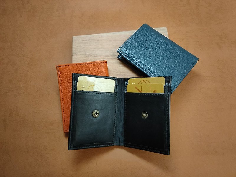Multifunctional card wallet - ที่ใส่บัตรคล้องคอ - หนังแท้ 