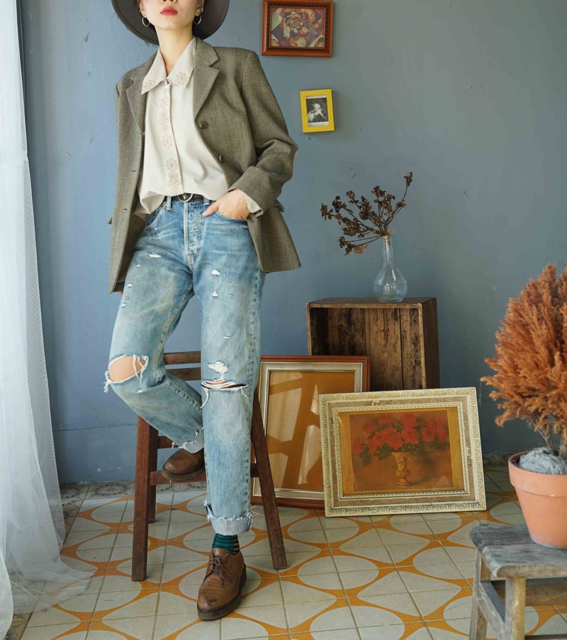 尋寶古著-Levis 501洗舊藍破損排扣直筒牛仔褲 - 女裝闊腳褲/長褲 - 棉．麻 藍色