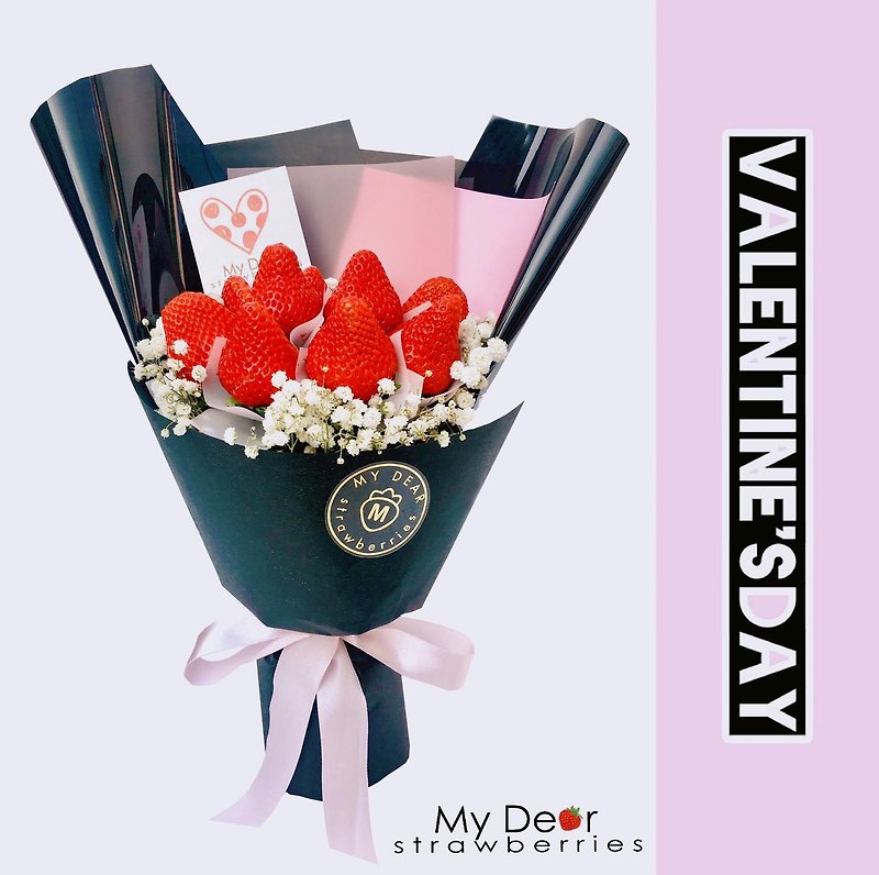 Strawberry Bouquet - PiNkY BlAcK Pink and Black Diamond Strawberry Bouquet - Dried Flowers & Bouquets - Fresh Ingredients Black