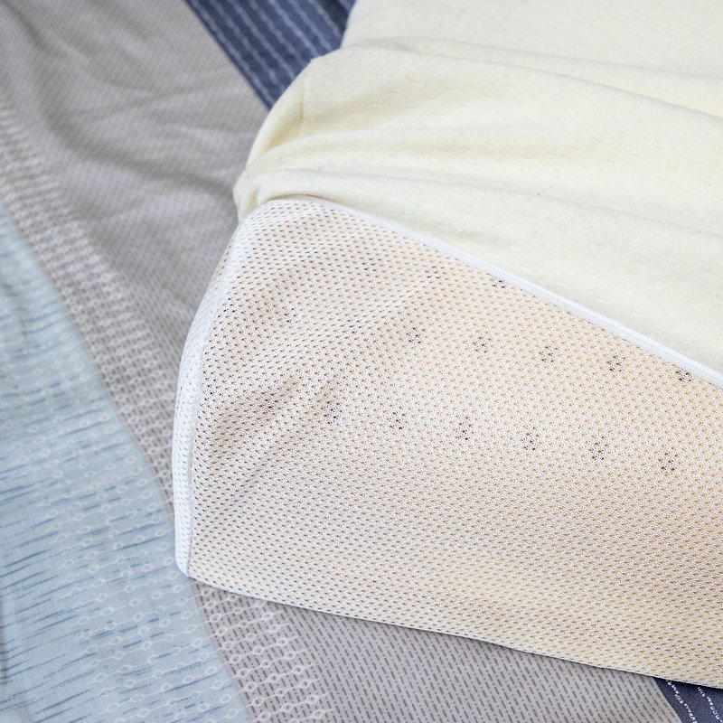 【優質乳膠枕】人體工學型 - 枕頭/抱枕 - 乳膠 