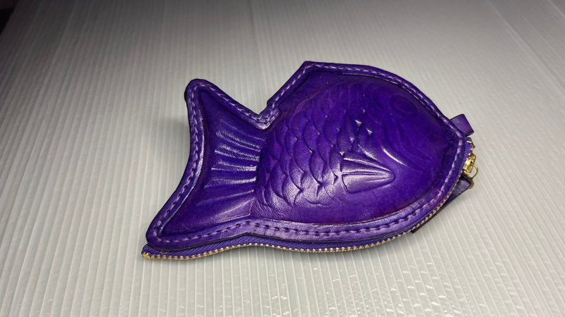 Leather Taiyaki style coin purse - กระเป๋าใส่เหรียญ - หนังแท้ สีม่วง