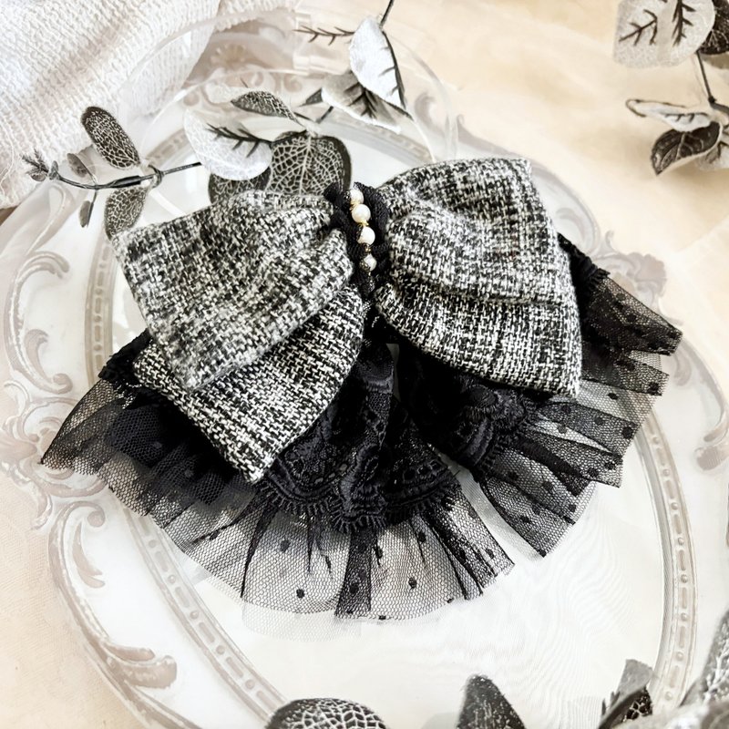 荷葉裙襬蝴蝶結髮夾 馬尾夾 髮圈 抓夾 彈夾 自動夾 鯊魚夾 邊夾 - 髮夾/髮圈 - 其他材質 黑色