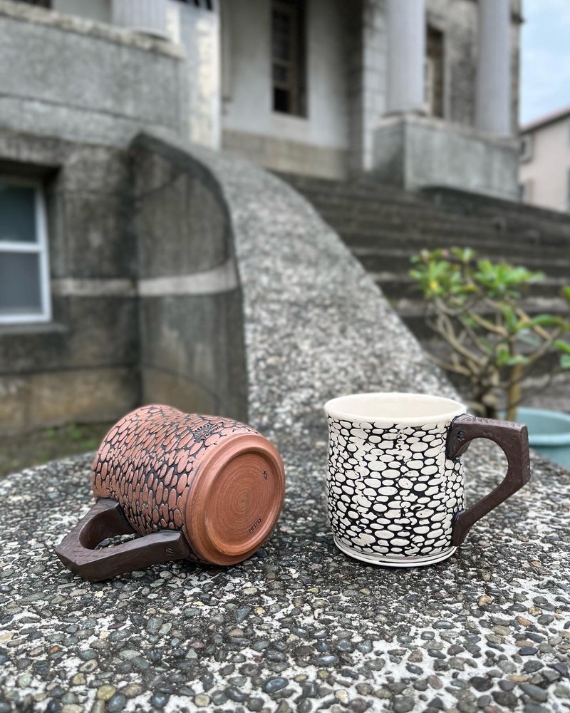 HEITO POTTERY 磨石子 馬克杯 - 咖啡杯/馬克杯 - 陶 多色