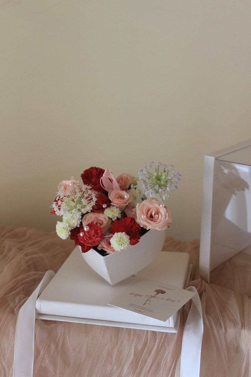 鮮花母親節珍珠愛心小花盒 - 花瓶/陶器 - 植物．花 多色
