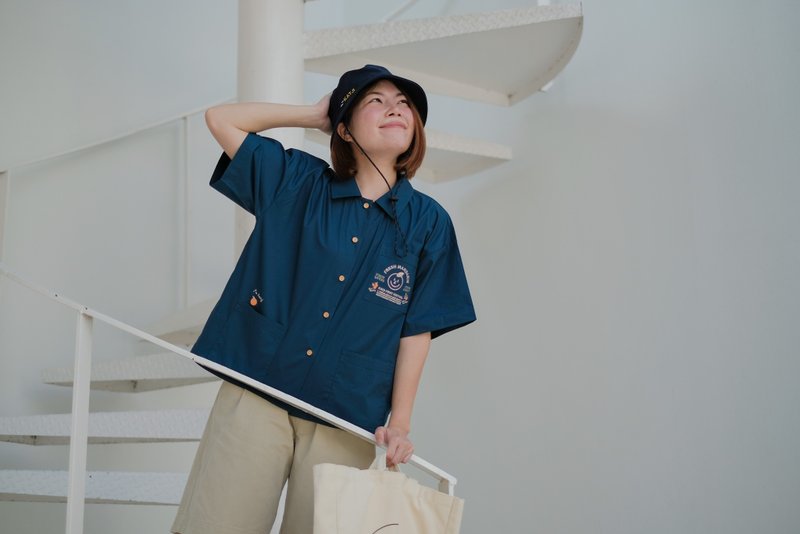 Triple Pockets 襯衫  藍色 Blue - 女襯衫 - 棉．麻 藍色