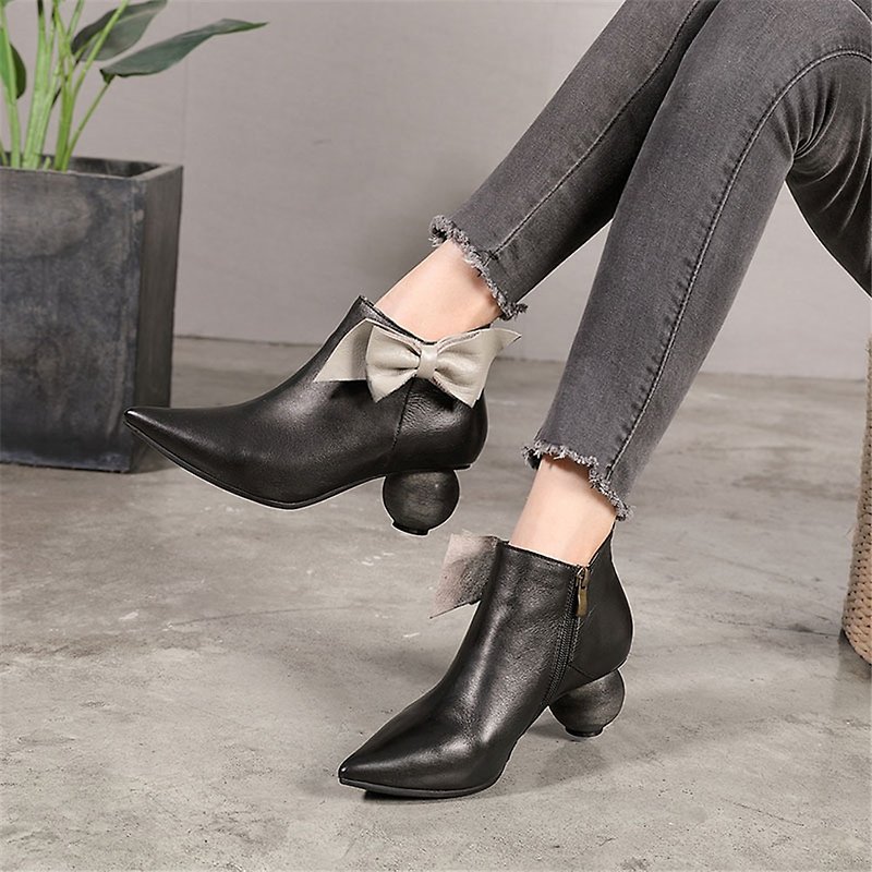 Autumn and winter new pointed vintage ethnic bow leather high heels - High Heels - Genuine Leather Black