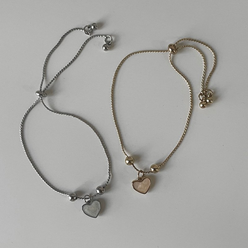 กำไลข้อมือ จี้หัวใจ Tiny Heart Bracelet - สร้อยข้อมือ - สแตนเลส สีเงิน