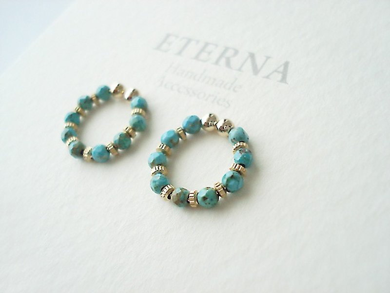 Magnesite turquoise and metal beads, tiny hoop earrings - Earrings & Clip-ons - Stone Green