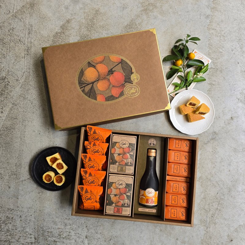 New Year Ju Feng gift box LB2 (5 pieces of cake + 6 pieces of kumquat cake + candied kumquat, fruit slices + your choice) - Cake & Desserts - Fresh Ingredients 