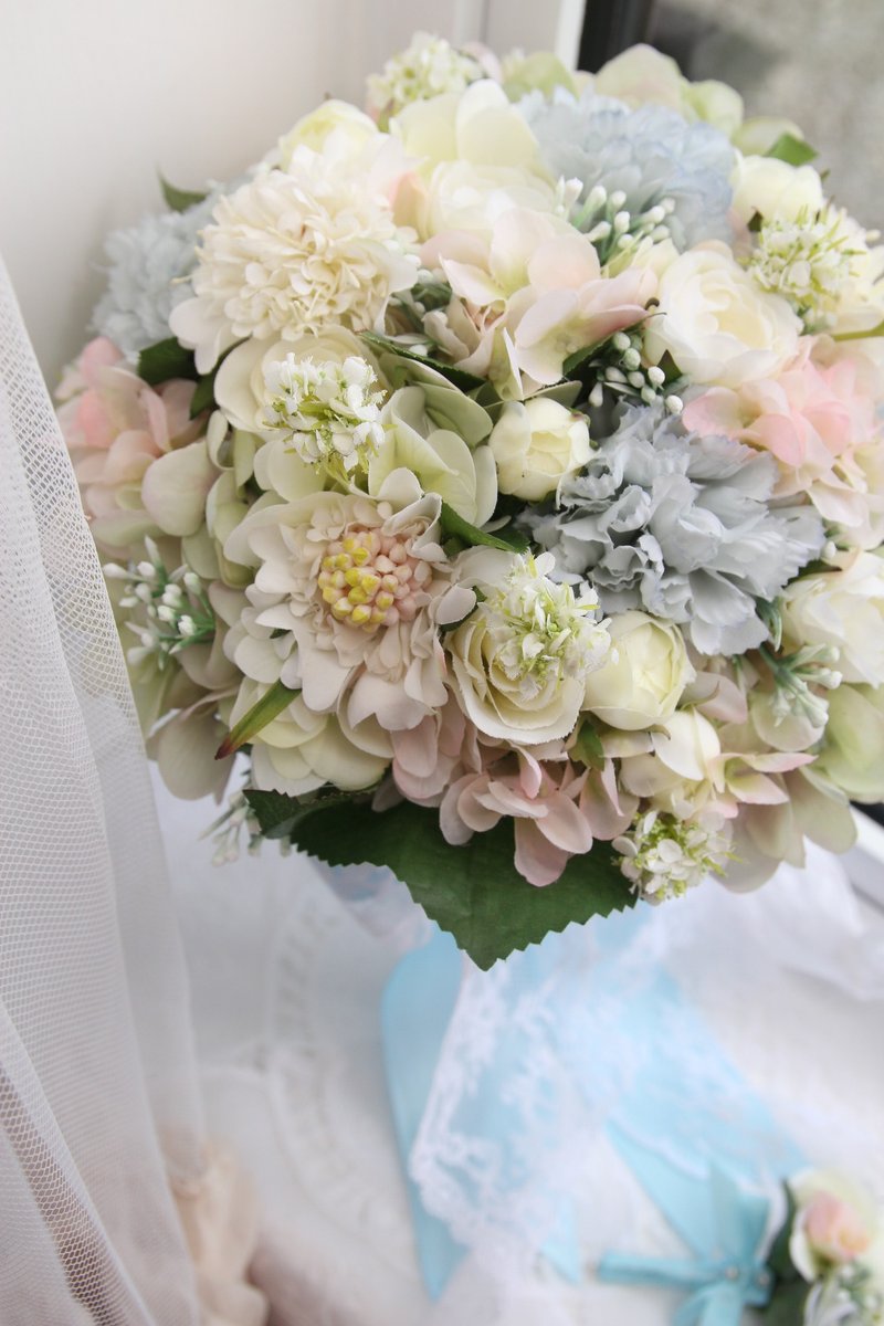 RESERVED Listing for custom Hui Ya Yang Wedding Package - 胸針 - 植物．花 粉紅色