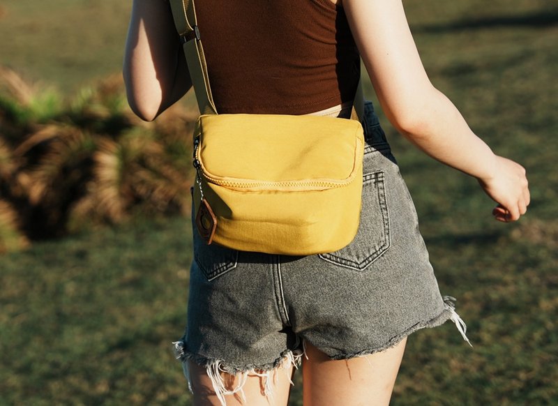 2is TB30AY Picnic Bag│Crossbody Bag│Yellow - Messenger Bags & Sling Bags - Other Man-Made Fibers Yellow