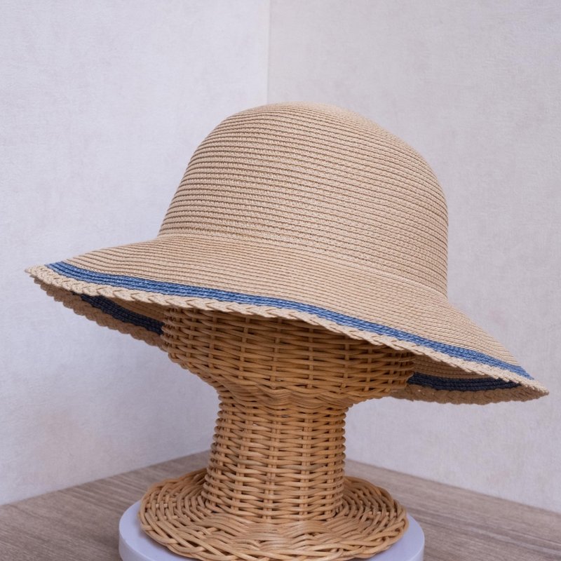 Lace Lady's Hat Natural Color Paper Thread Woven Made in Taiwan - หมวก - กระดาษ สีกากี