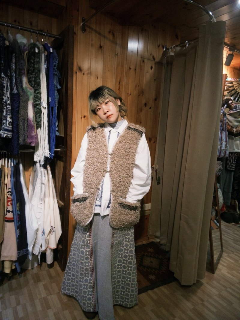 【Popular Pre-Order】Women's Poodle Fur Vest (3 Colors) CAA-5303 - Women's Vests - Cotton & Hemp 