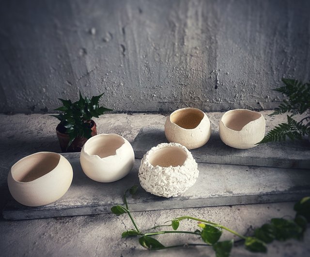 白い陶器のダンスポット/白亜紀の恐竜の卵の植木鉢-ホワイト隕石