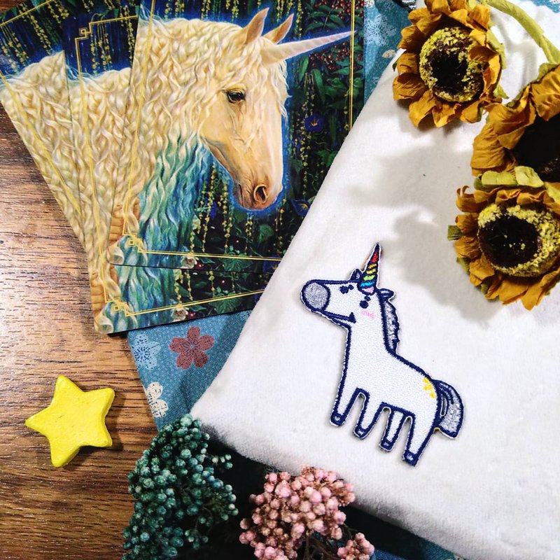 Embroidery pins embroidered cloth hot-the most unique you of the rainbow unicorn - Other - Thread White