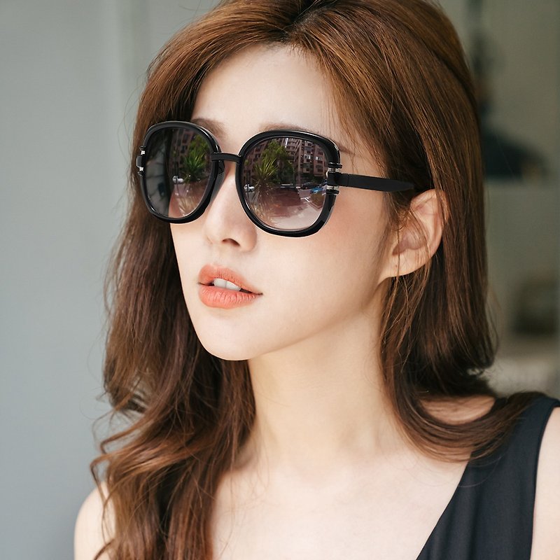 Luminous Journey in the Starry Sky│Feather Retro Resembling Black and Silver Edge Texture Sunglasses│UV400 Sunglasses - Sunglasses - Plastic Black
