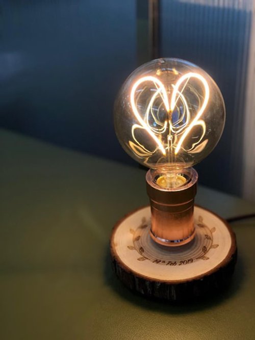 Light With Shade 心心 LED 燈泡木枱燈 香港製作 手作復古家居餐廳 設計品