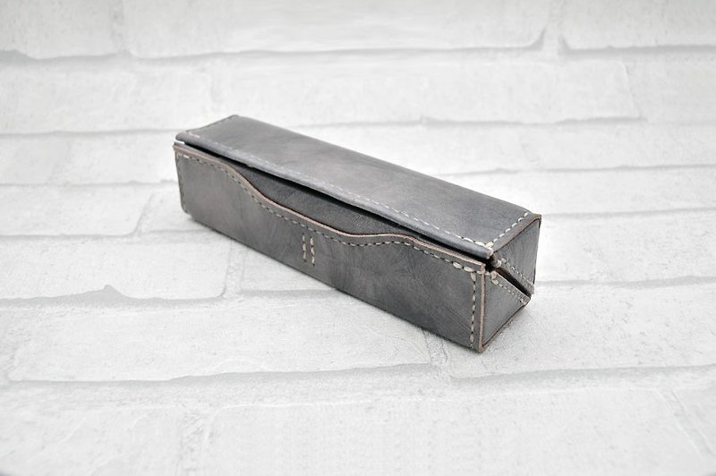 Lin Ting's custom hand-sewn leather square pencil case - กล่องดินสอ/ถุงดินสอ - หนังแท้ สีน้ำเงิน