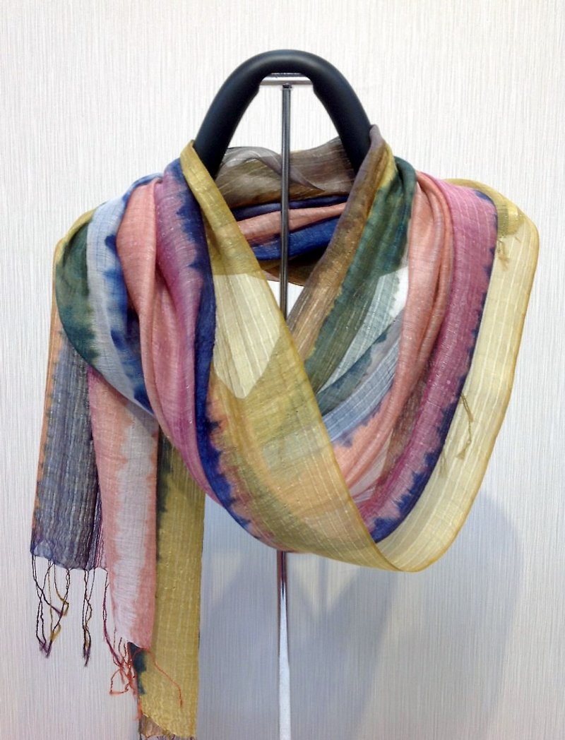 The color of the beautiful color of the welfare product (there is a broken line) - Knit Scarves & Wraps - Silk Multicolor