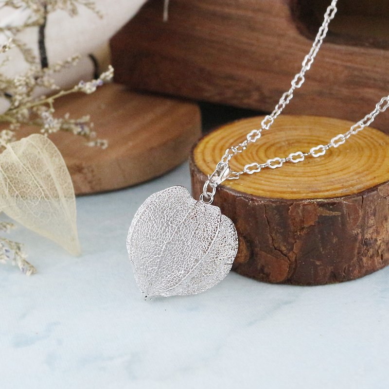 [Made of pure leaf veins] Bright Necklace - Silver - สร้อยคอ - โลหะ สีเงิน