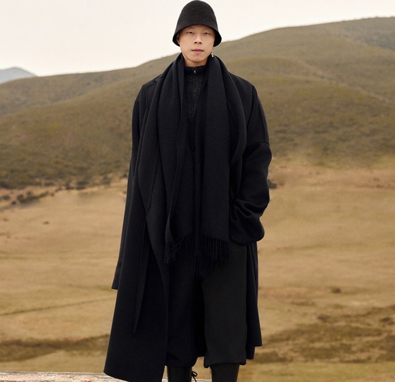【玄燭】新中式復古藏風 雙面羊毛藏袍 - 男夾克/外套 - 其他材質 黑色