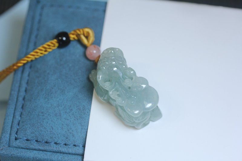 【Pixiu】Natural Burmese Jadeite A Carved Pixiu Pendant Pendant Pendant Necklace to Protect the Lord and Keep Safe - Necklaces - Jade Green