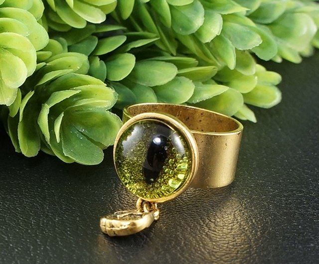ゴールド オリーブグリーン リングキャッツアイ
