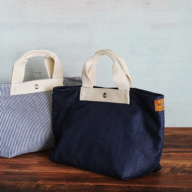 Reunion Denim Two Way Cooler Tote Bag Totebag Jeans Snacks Shopping Picnic - กระเป๋าเครื่องสำอาง - ผ้าฝ้าย/ผ้าลินิน สีน้ำเงิน