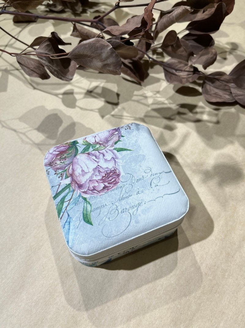 Portable jewelry box small 2024 jewelry jewelry ring earrings storage butterfly Cubat collage - Other - Polyester Purple