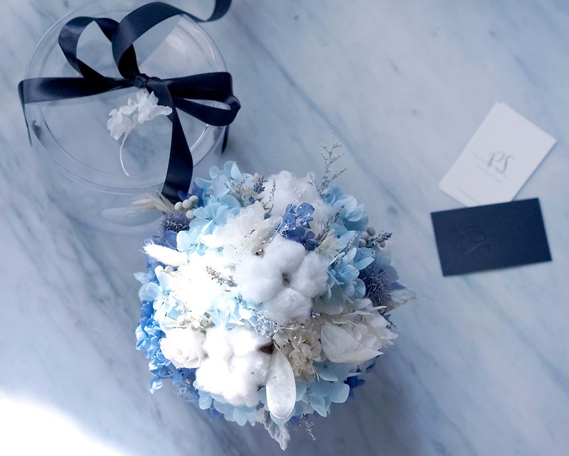 PlantSense Valentine Recommended ~ Sparkling / Blue immortalized table, which does not wither cutwork flower ball high foot plate glass flower ceremony - ตกแต่งต้นไม้ - พืช/ดอกไม้ สีน้ำเงิน