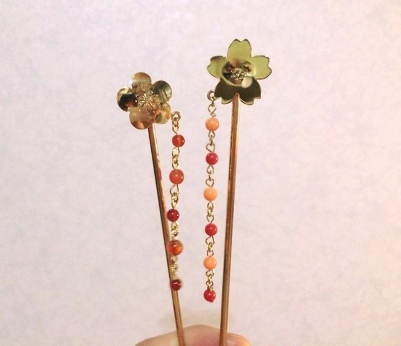 桜◇真鍮珊瑚　かんざし - ヘアアクセサリー - 金属 