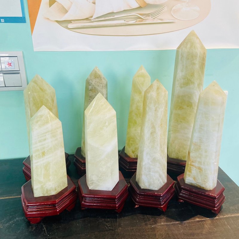 Topaz Pillar Lucky Friendship Stone Gathering Wealth and Partial Wealth Luck (8 styles in total) - Items for Display - Crystal Yellow