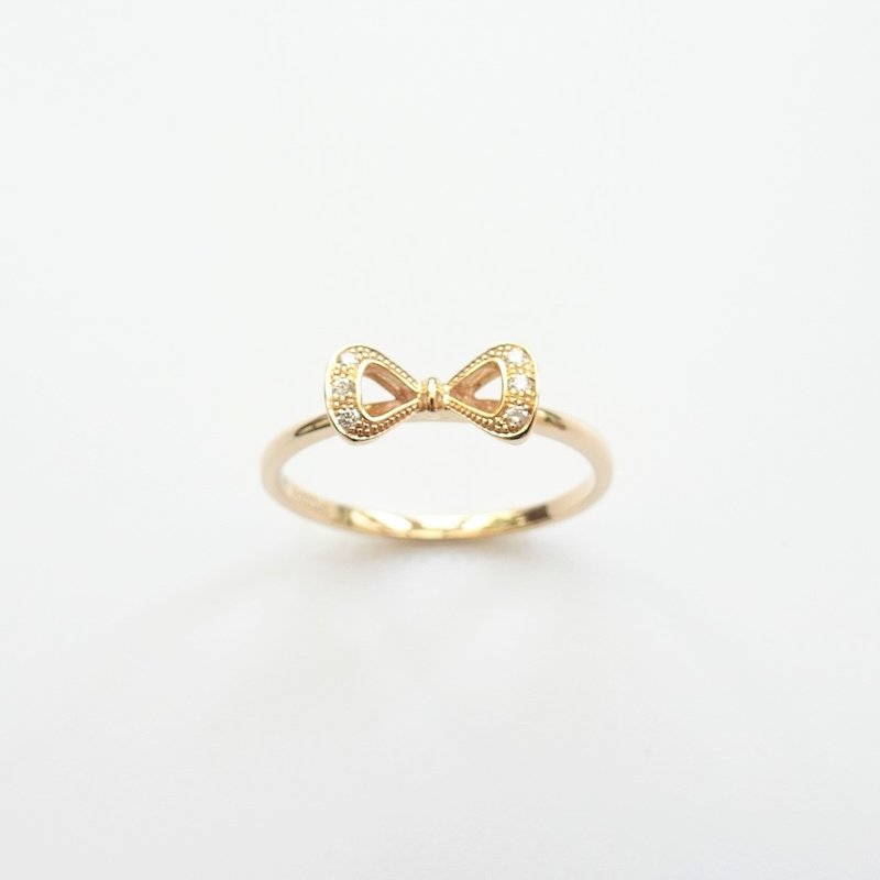 Natural Diamonds 18K Solid Gold Bow Tie Ring | Handmade Layering - แหวนทั่วไป - เพชร สีทอง