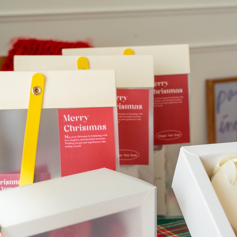 【聖誕禮盒】香氛蠟燭/擴香禮袋組 - 香氛蠟燭/燭台 - 蠟 紅色