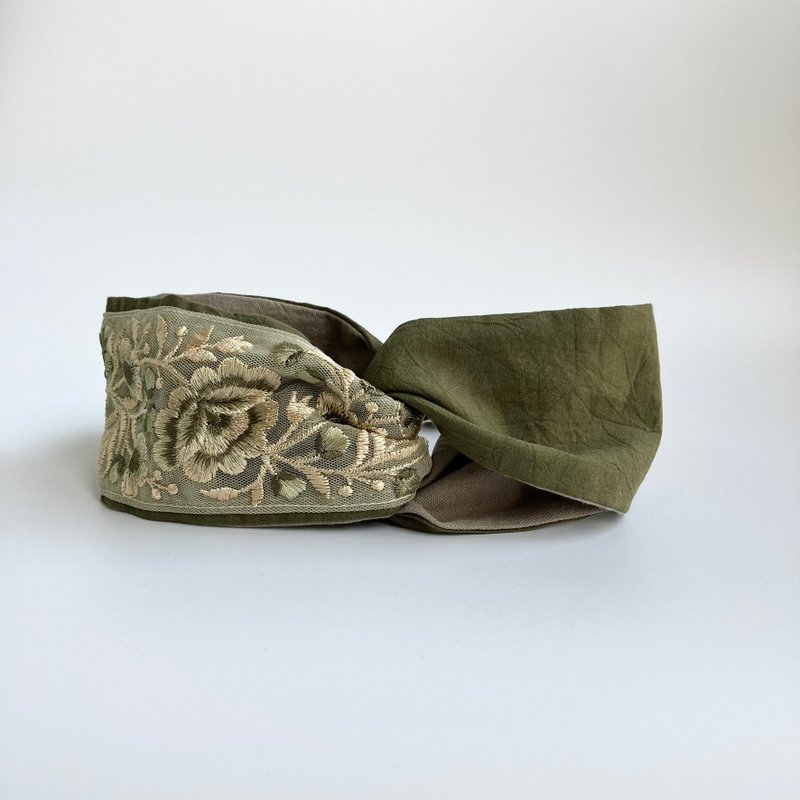 日本刺繡緞帶 綠花 雙色交叉髮帶 日本布 不撞款 寬髮帶 手工製作 - 髮箍/髮帶 - 棉．麻 綠色