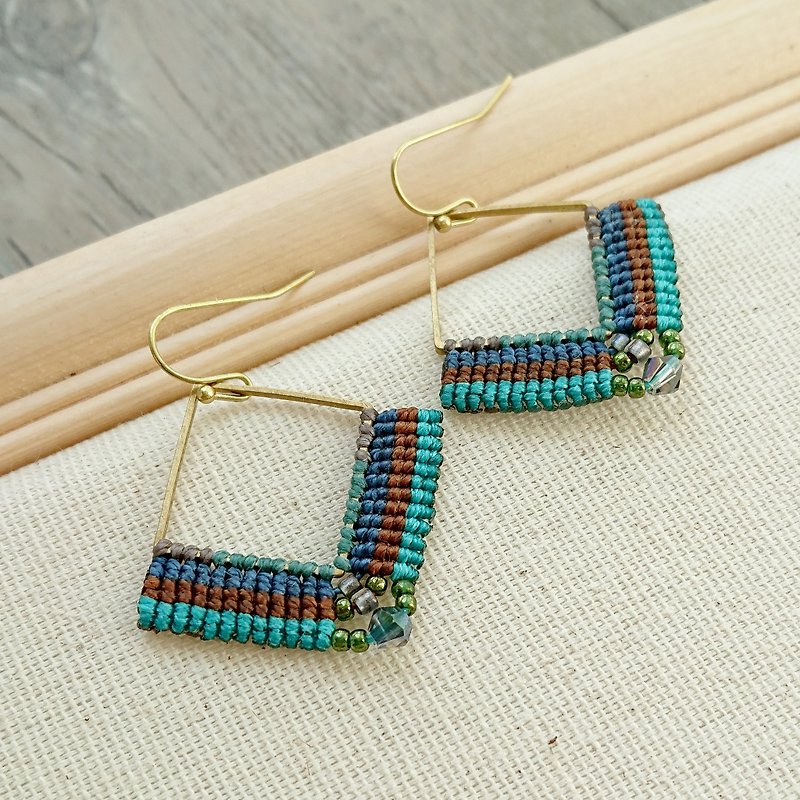 Misssheep A106 - macrame earring with glass beads - Earrings & Clip-ons - Other Materials 