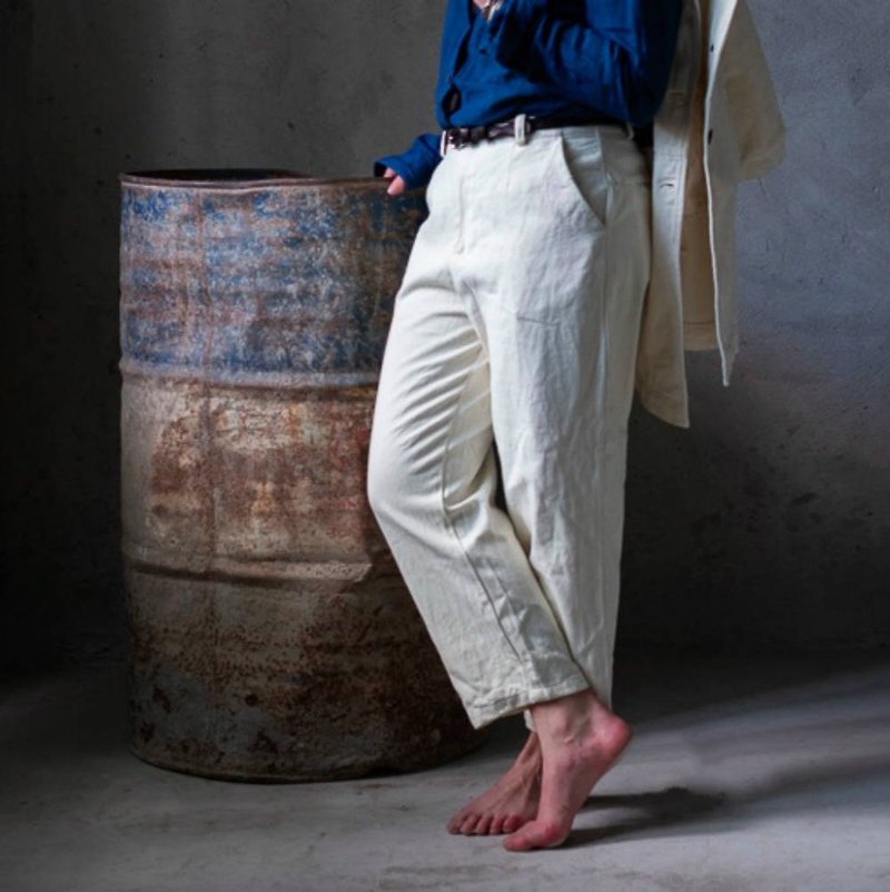Incomplete | Cotton White Tea Dyed Loose Casual Overalls Natural Plant Dyed Casual Long Pants - กางเกงขายาว - ผ้าฝ้าย/ผ้าลินิน ขาว