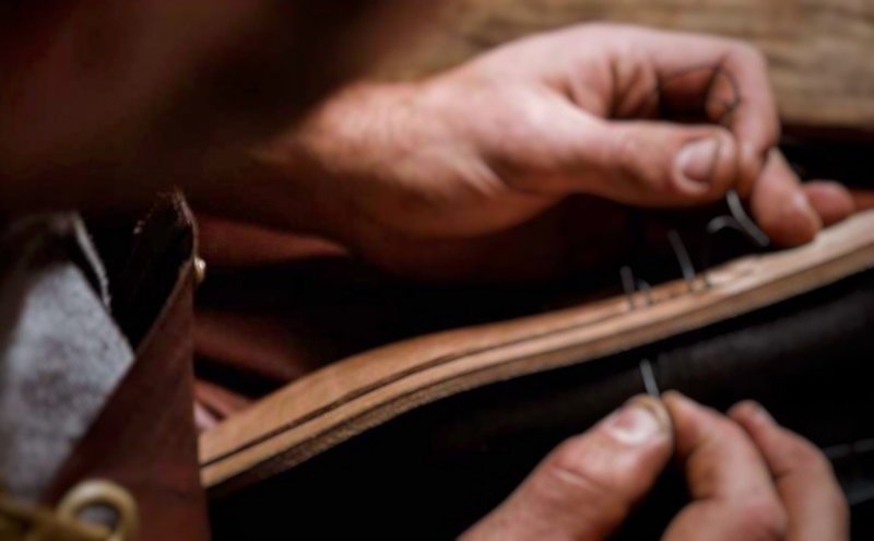 泡芙包  客製化皮色(黃)+升級黑色高級布料 - 其他 - 真皮 黑色