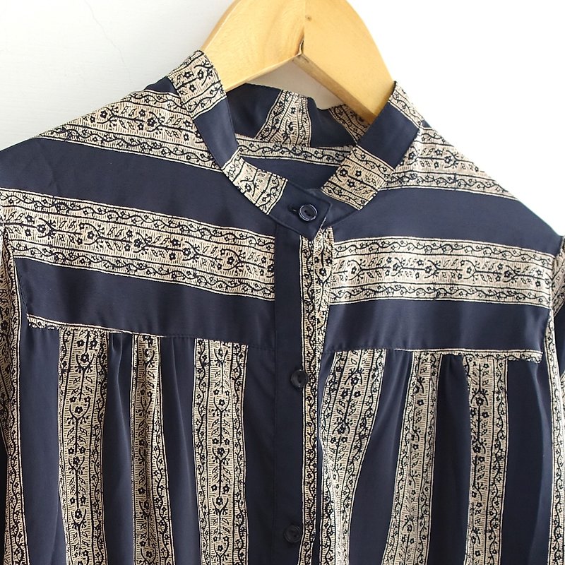 │Slowly│ short pattern - vintage shirt │vintage. Vintage. - Women's Shirts - Polyester Multicolor