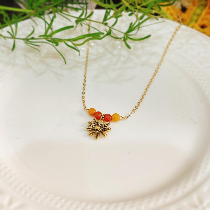 Topaz bead bronze daisy pendant 14KGF gold injection necklace - Necklaces - Other Metals Orange
