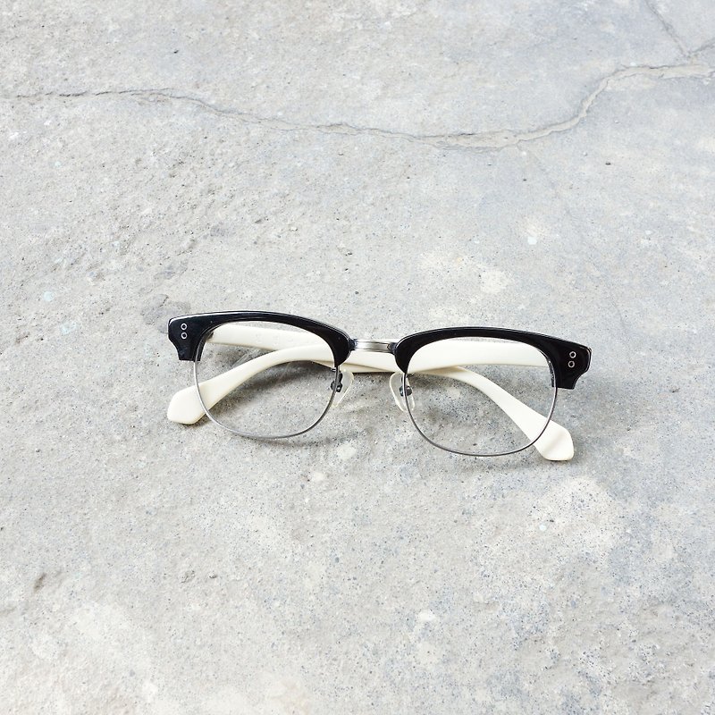 【目目商行】韓國百搭方框眉框 外黑內米白 - 眼鏡/眼鏡框 - 其他材質 黑色