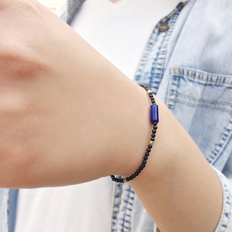 Sapphire, lapis lazuli, dark blue, black agate, black purification and evil avoidance bracelet - สร้อยข้อมือ - เครื่องเพชรพลอย สีน้ำเงิน
