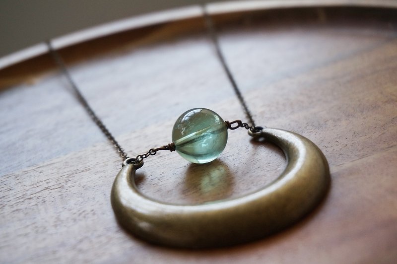 Month long necklace fluorite ON THE MOON - Necklaces - Gemstone Green