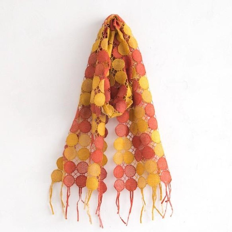 Plant dyeing embroidery dot scarf Akanesome / Kuwasome - Scarves - Other Materials Red
