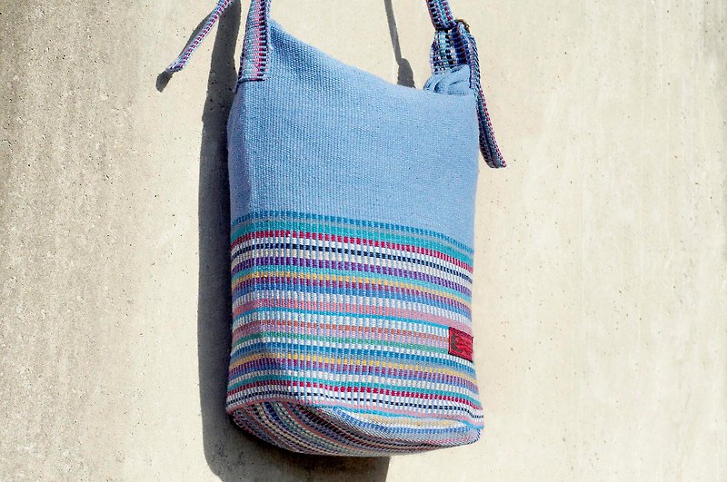 Natural hand-woven colorful rainbow canvas bag / backpack / shoulder bag / shoulder bag / bucket bag - blue sky feel colors - กระเป๋าแมสเซนเจอร์ - ผ้าฝ้าย/ผ้าลินิน สีน้ำเงิน